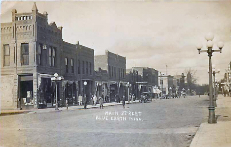 Main Street, Blue Earth Minnesota, 1910's?