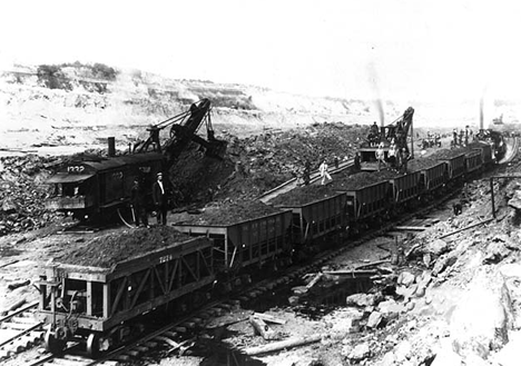 The first trainload of ore from the Canisteo Mine, Coleraine Minnesota, 1907