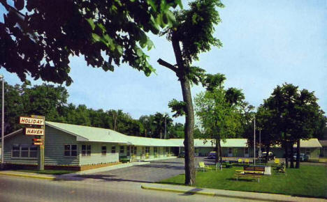 Holiday Haven Motel, Detroit Lakes Minnesota, 1959