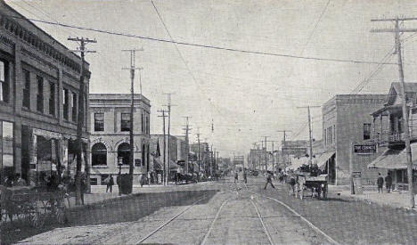 Demers Avenue looking west, East Grand Forks Minnesota, 1907