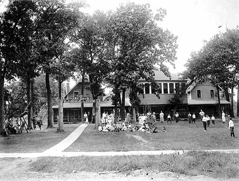 The Mary Davis Sunshine Lodge, Forest Lake Minnesota, 1920