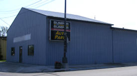 Bumper to Bumper Auto Parts, Hallock Minnesota
