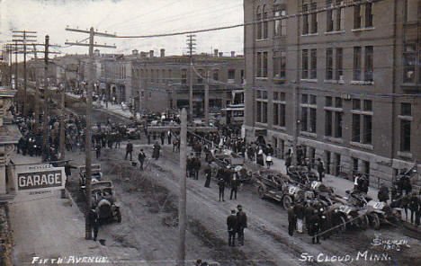 Fifth Avenue, St. Cloud Minnesota, 1909