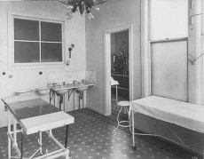 Operating room, More Hospital, Eveleth, Minnesota, 1914