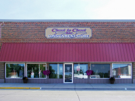 Closet To Closet Consignment Store, Adrian Minnesota