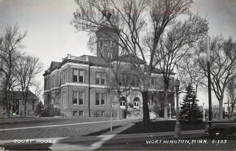 Nobles County Court House, Worthington Minnesota, 1940's