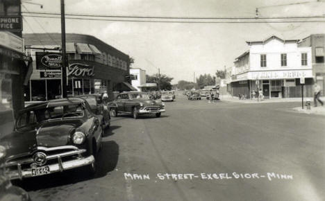 Street scene, Excelsior Minnesota, 1950s