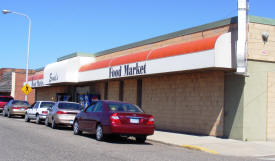 Ernie's Food Market, Staples Minnesota