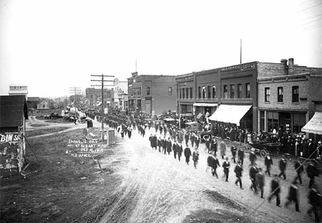 Catholic Day parade, Albany Minnesota, 1915