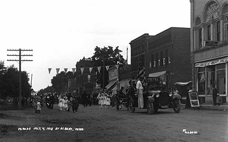 Fourth of July parade, Albany Minnesota, 1918