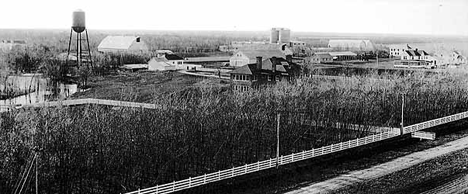 General View of Argyle Minnesota, 1915