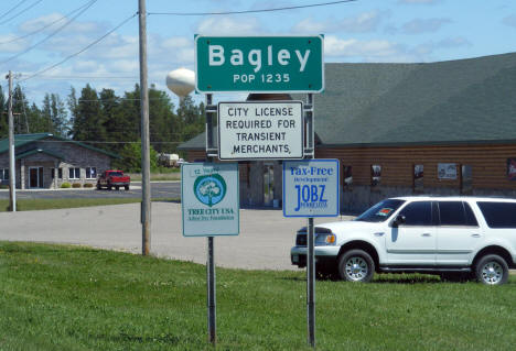 Population sign, Bagley Minnesota, 2009