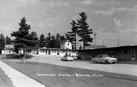 Shamrock Motel, Bagley Minnesota, 1945