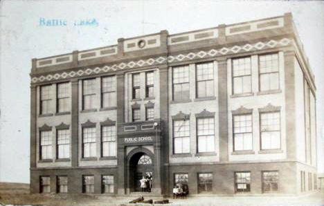 School, Battle Lake Minnesota, 1910's