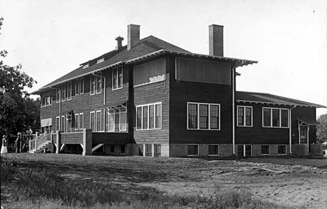 Ottertail County Sanitarium, Battle Lake Minnesota, 1917