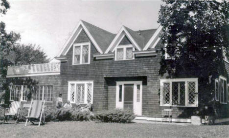 Lakeside Inn, Battle Lake Minnesota, 1947