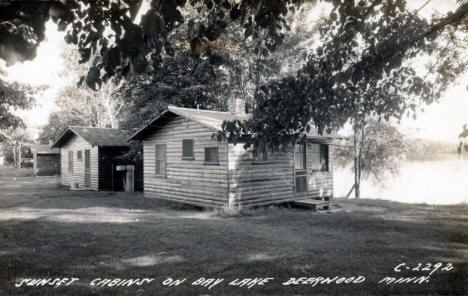 Sunset Cabins on Bay Lake, 1941