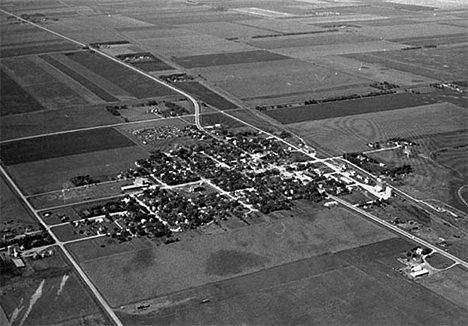 Aerial view, Beardsley Minnesota, 1972