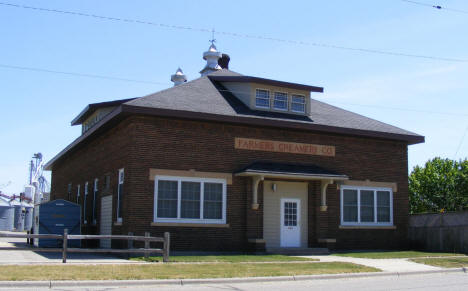 Former Farmers Creamery Company Building, Belgrade Minnesota, 2009