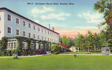 Birchmont Beach Hotel, Bemidji Minnesota, 1940's