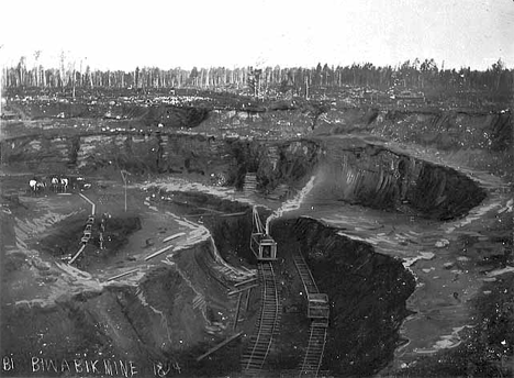 Open pit mine at Biwabik Minnesota, 1895