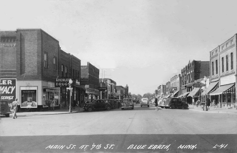 Main Street at 7th Street, Blue Earth Minnesota, 1940's