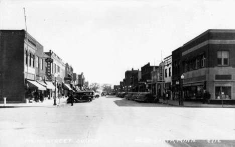 Main Street South, Blue Earth Minnesota, 1930's