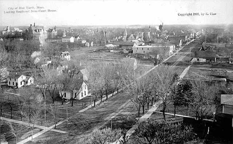 Birds eye view looking southeast from the Courthouse, Blue Earth Minnesota, 1909