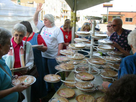 Braham Pie Day, 2005