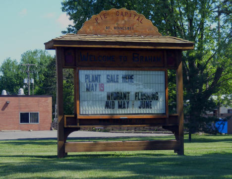 Street view, Braham Minnesota, 2007