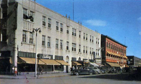 Laurel Street looking East, Brainerd Minnesota, 1940's