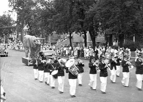 Paul Bunyan parade, Brainerd Brainerd Minnesota, 1935