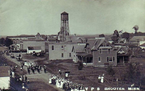 Parade, Brooten Minnesota, 1911