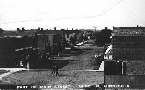 Part of Main Street, Brooten Minnesota, 1914
