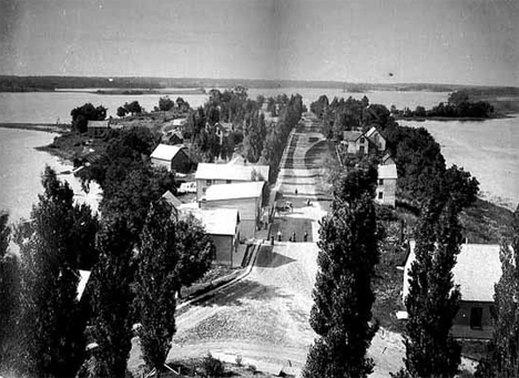 General view of Center City Minnesota, 1890