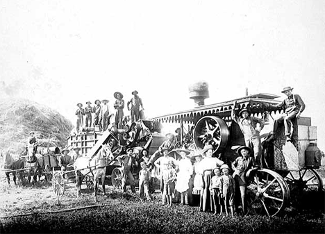 Threshing crew on Charles Johnson farm near Center City Minnesota, 1904