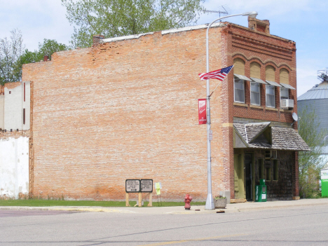 Street scene, Ceylon Minnesota, 2014