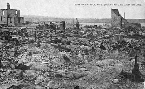 Ruins of Chisholm Minnesota looking east from City Hall, 1908