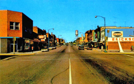 Street scene, Chisholm Minnesota, 1971
