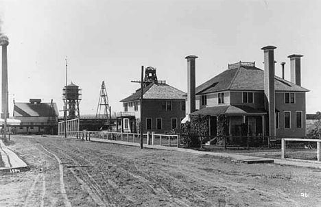 Office and laboratory, Oliver Iron Mining Company, Chisholm, 1914