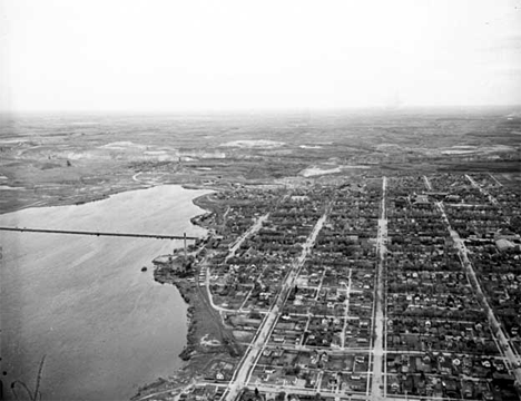 Aerial view of Chisholm Minnesota, 1950