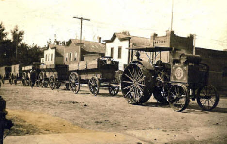 Frank Gieselman hauling grain into Chokio Minnesota, 1919