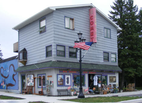 Comet Theatre, Cook Minnesota, 2007