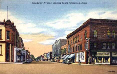 Broadway Avenue looking South, Crookston Minnesota, 1945