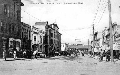 2nd Street and Great Northern Depot, Crookston Minnesota, 1905