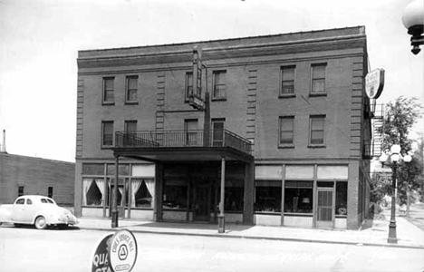 Spalding Hotel, Crosby Minnesota, 1948