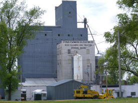 Prairie Lakes Co-Op Elevator, Cyrus Minnesota