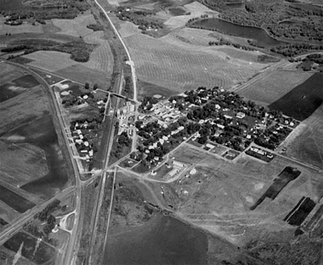 Aerial view, Dalton Minnesota, 1971