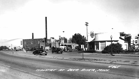 Commercial area, Deer River Minnesota, 1940