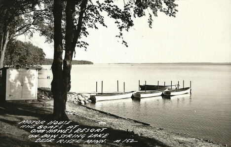 Oma-Hawes Resort on Bowstring Lake, Deer River Minnesota, 1947